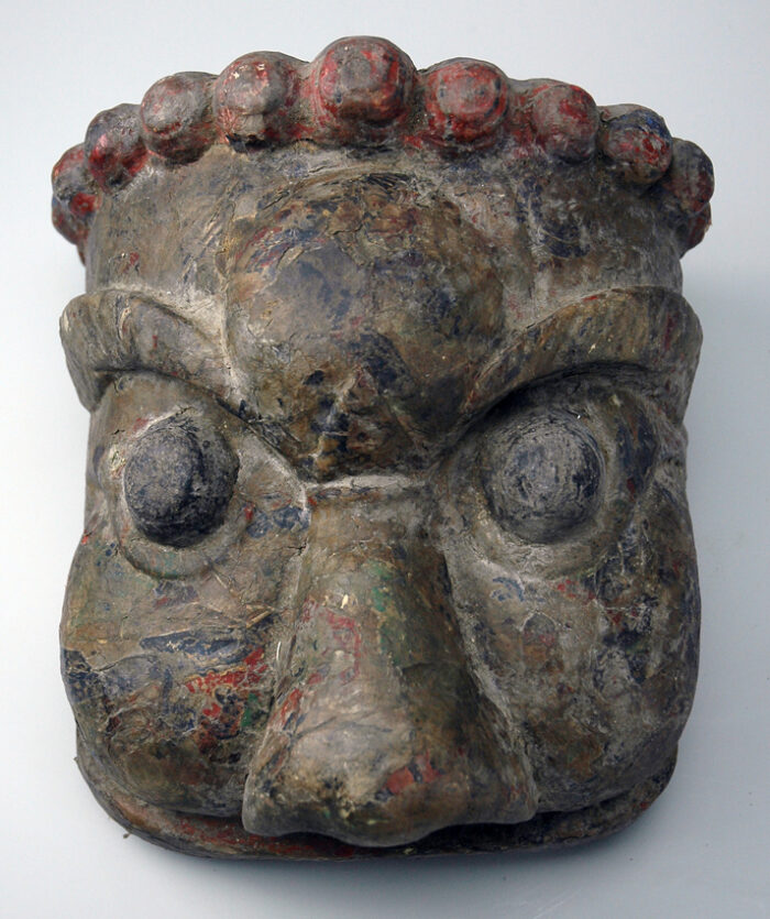 Masque en bois, Asie